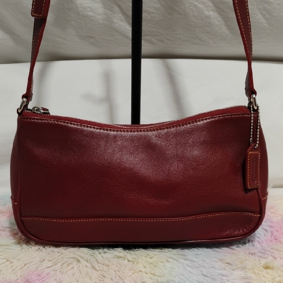 SALE! Authentic Coach Vintage Red Leather Demi Shoulder Bag - Picture 2 of 16